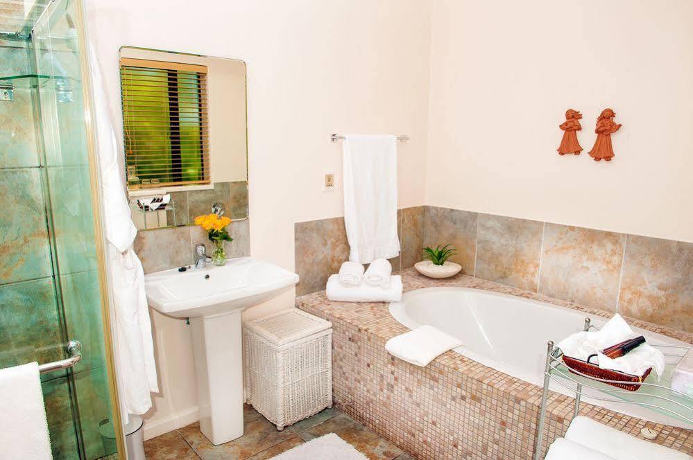 Linkside 2 Self-Catering Hotell Mossel Bay Exteriör bild